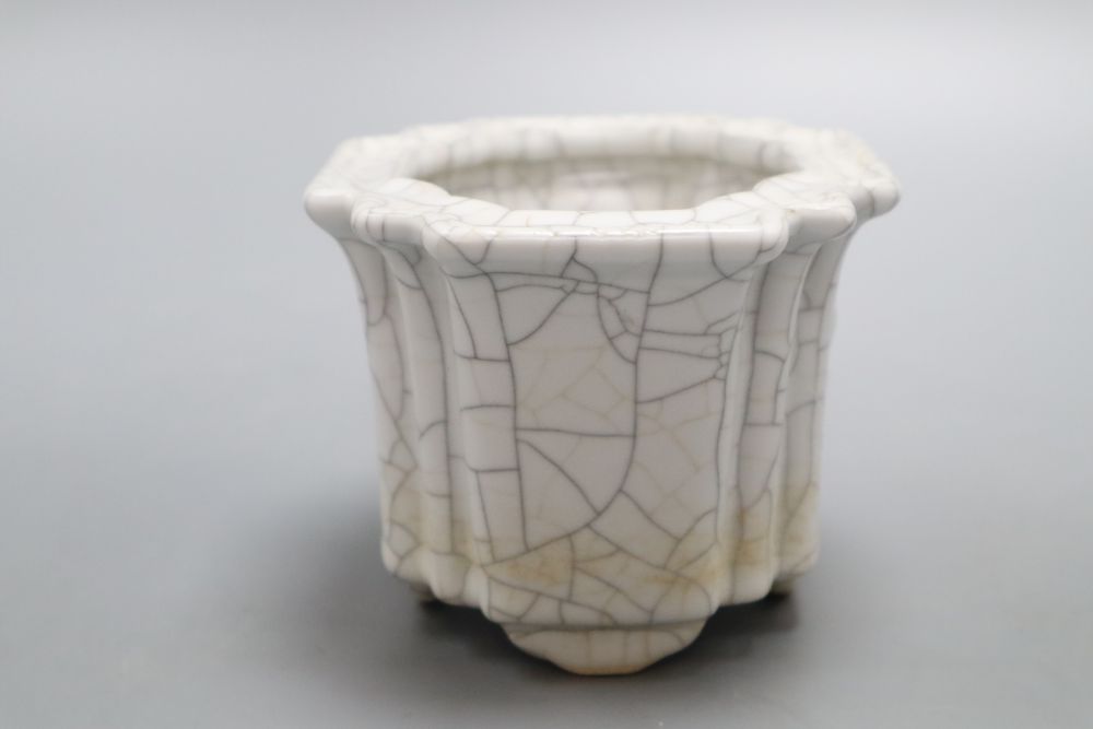 A Chinese crackle glazed tea pot, height 8cm